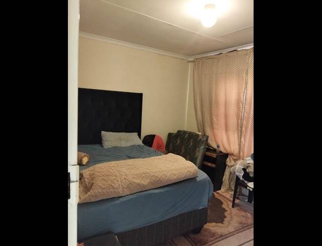 2 BEDROOM TOWNHOUSE FOR SALE IN CLAYVILLE